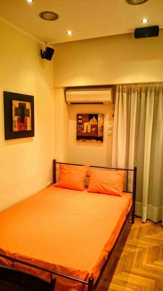 Lovely Apartment In Athens Center Екстер'єр фото