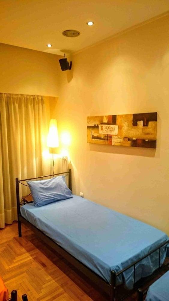 Lovely Apartment In Athens Center Екстер'єр фото