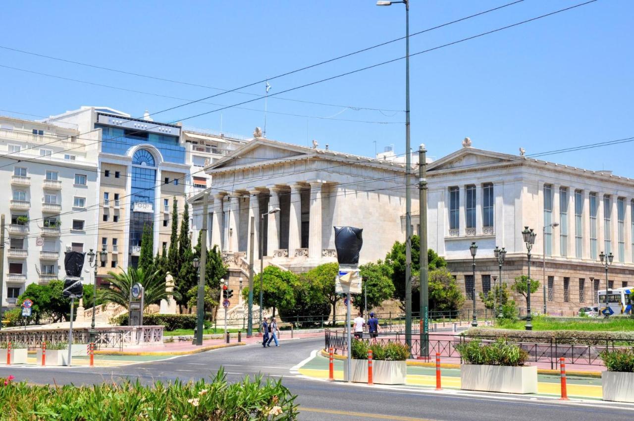 Lovely Apartment In Athens Center Екстер'єр фото