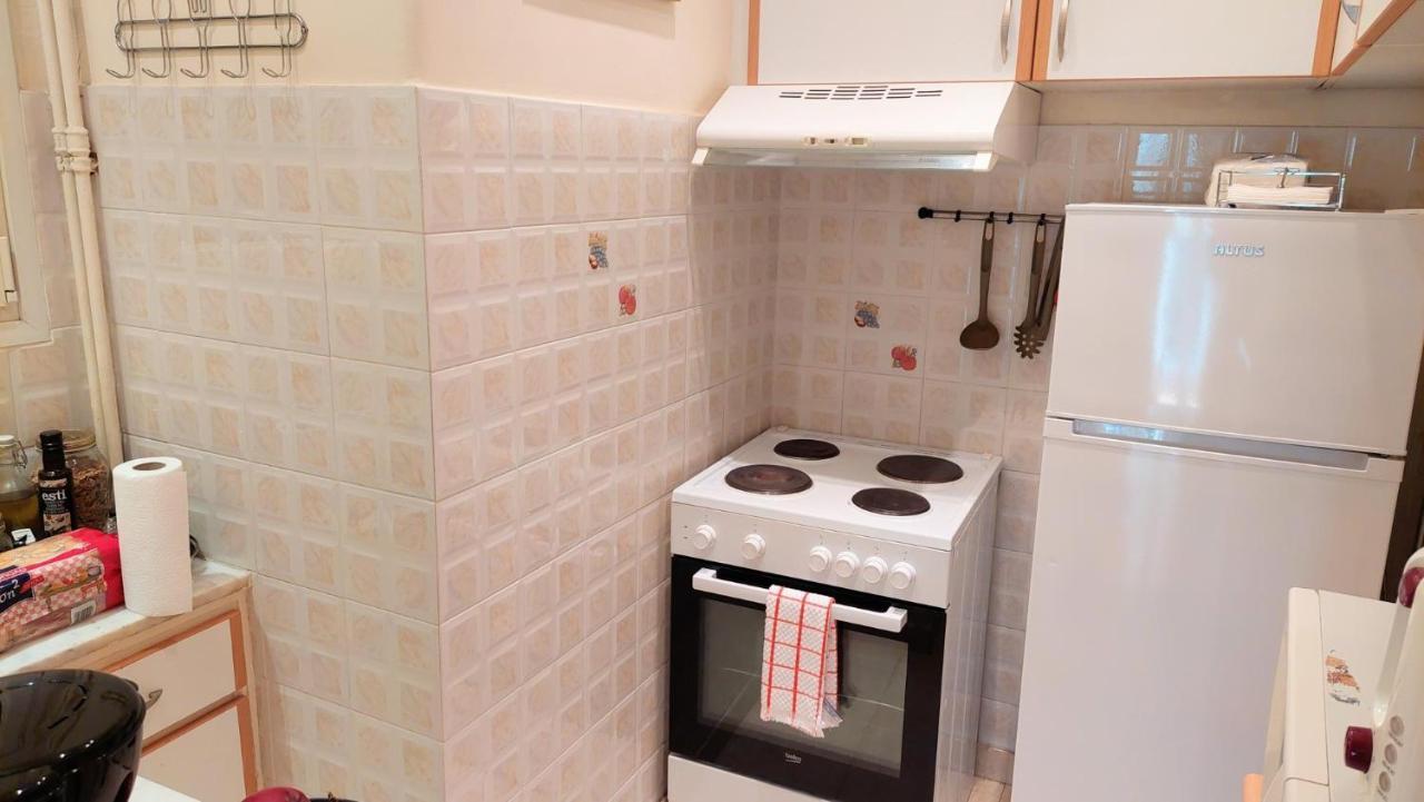 Lovely Apartment In Athens Center Екстер'єр фото