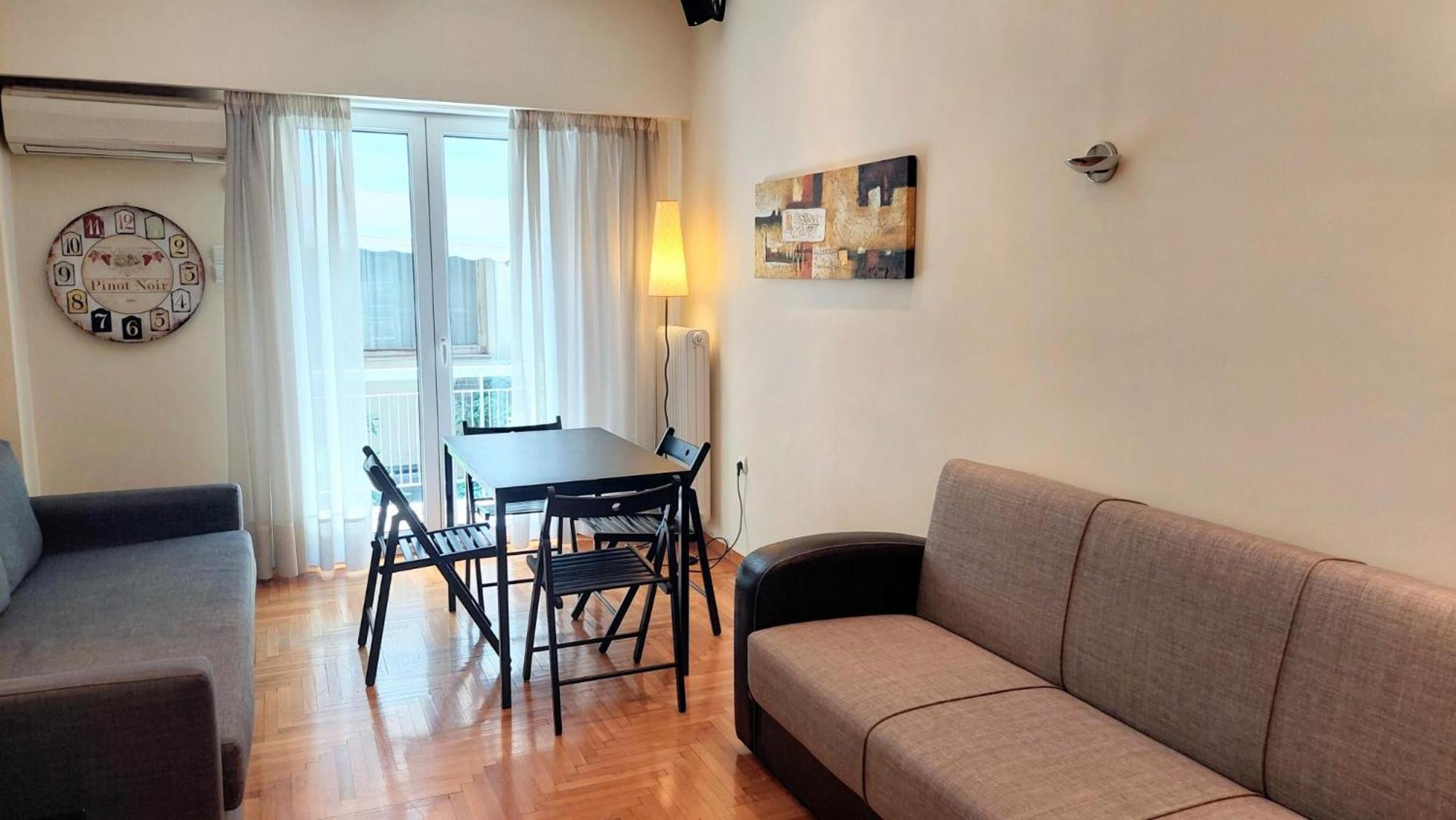Lovely Apartment In Athens Center Екстер'єр фото