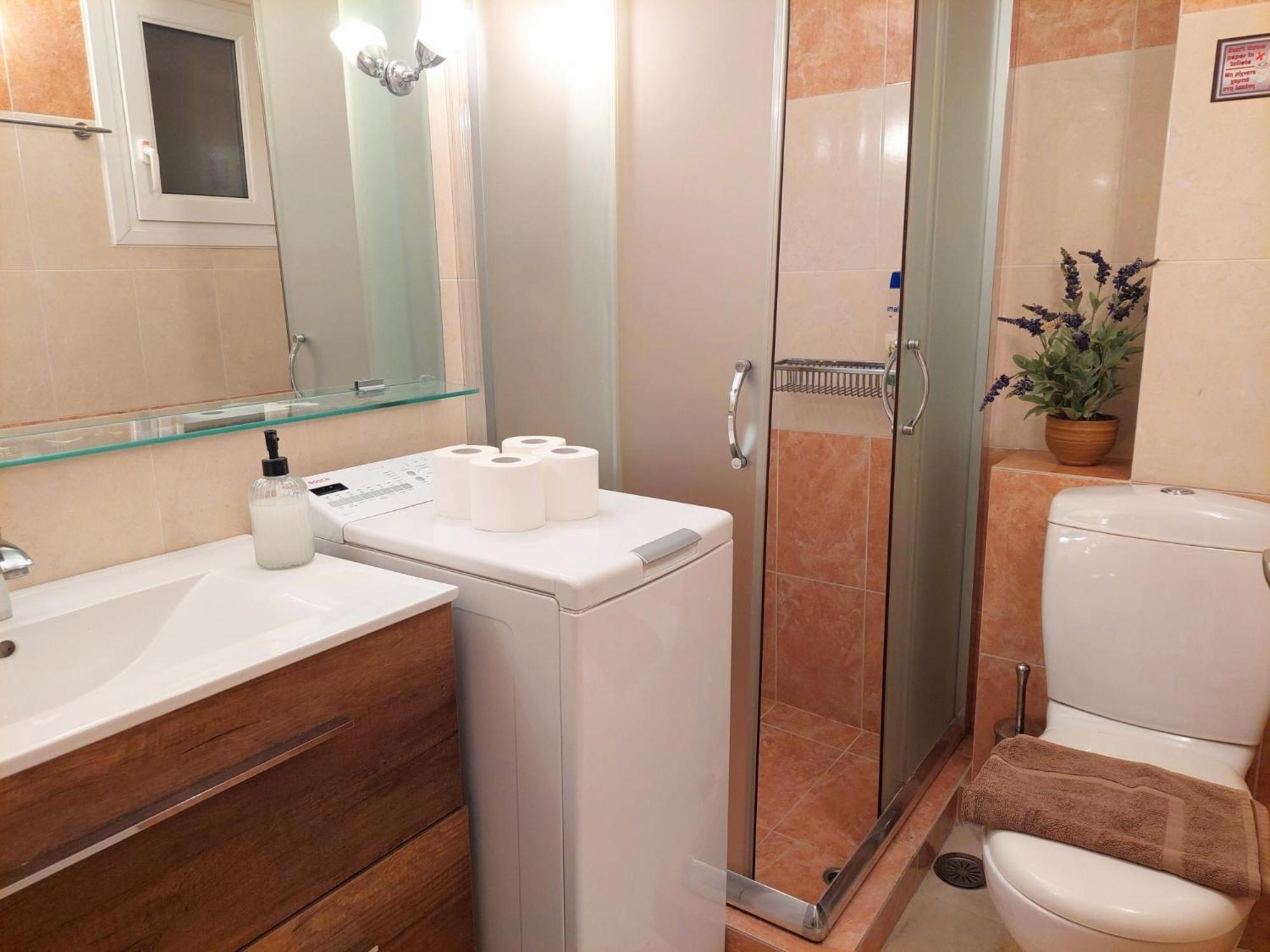 Lovely Apartment In Athens Center Екстер'єр фото